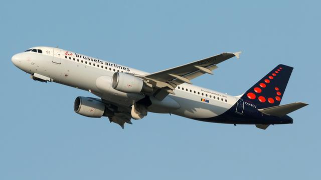 OO-TCV:Airbus A320-200:?Brussels Airlines